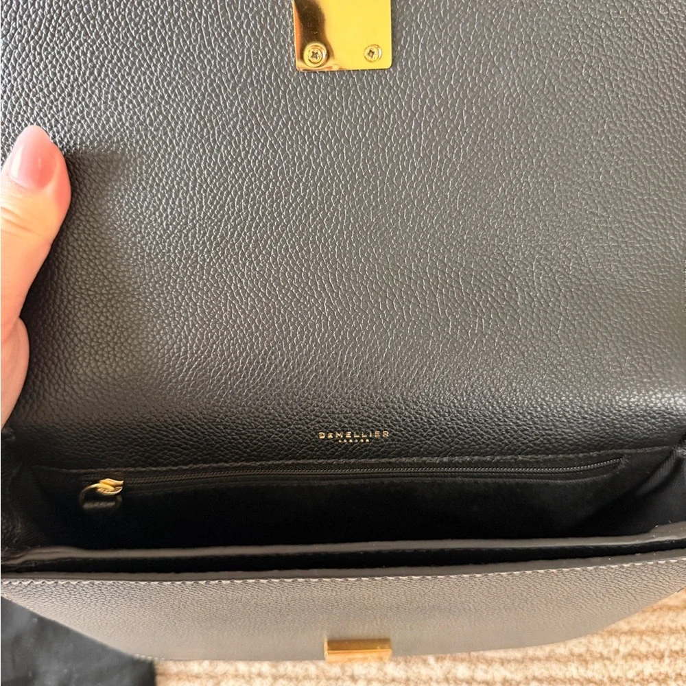 DeMellier London - The Vancouver - Black Grain Ecru Stitching - Picture 10 of 10